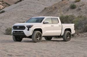 Fabtech - Fabtech 2024 Toyota Tacoma 4WD (w/o AVS) 1.5in Leveling Kit FTL5607 - Image 4